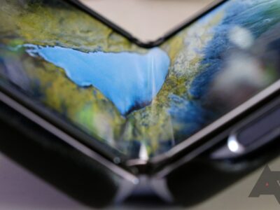 Tanggal peluncuran bocor Samsung Galaxy Z Fold 5 dan Flip 5 semakin terdengar mungkin. 13